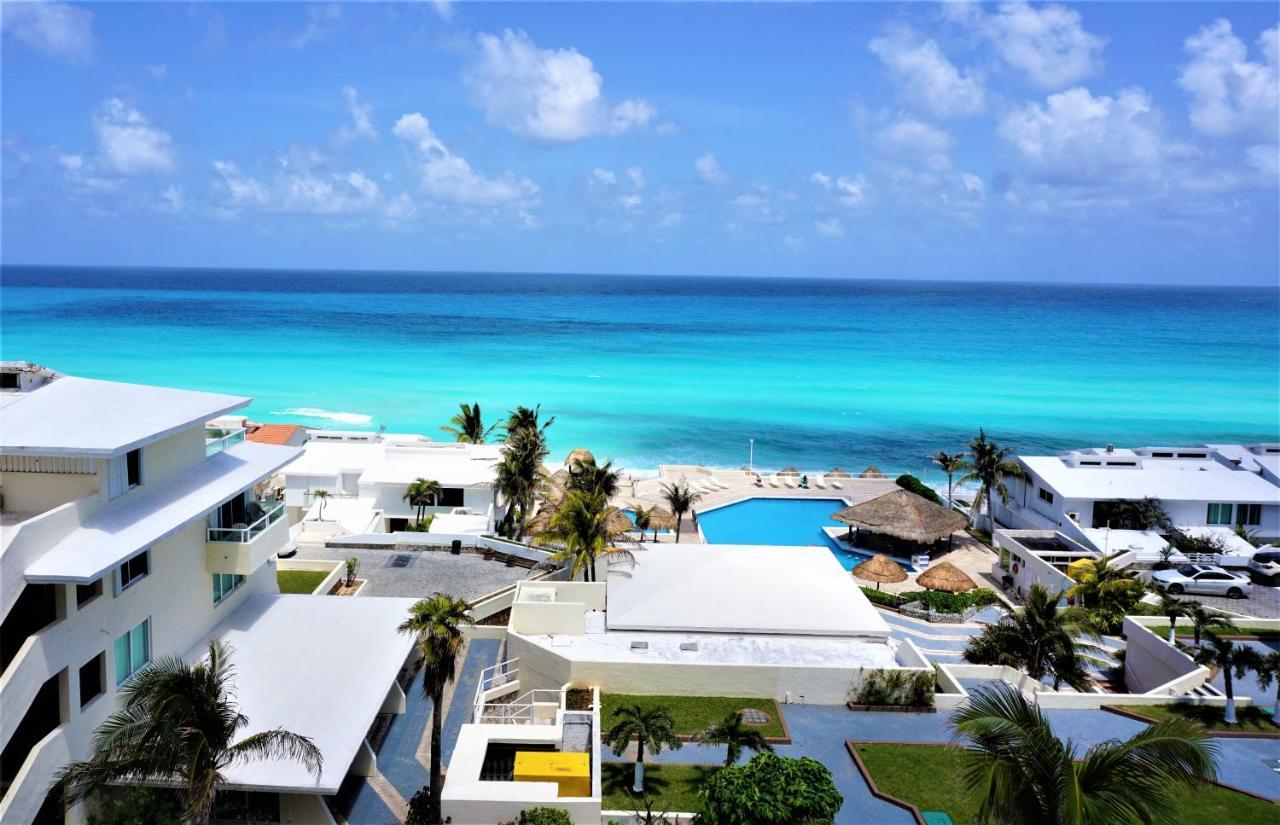 Brisas Beachfront Penthouses Cancún Exteriör bild