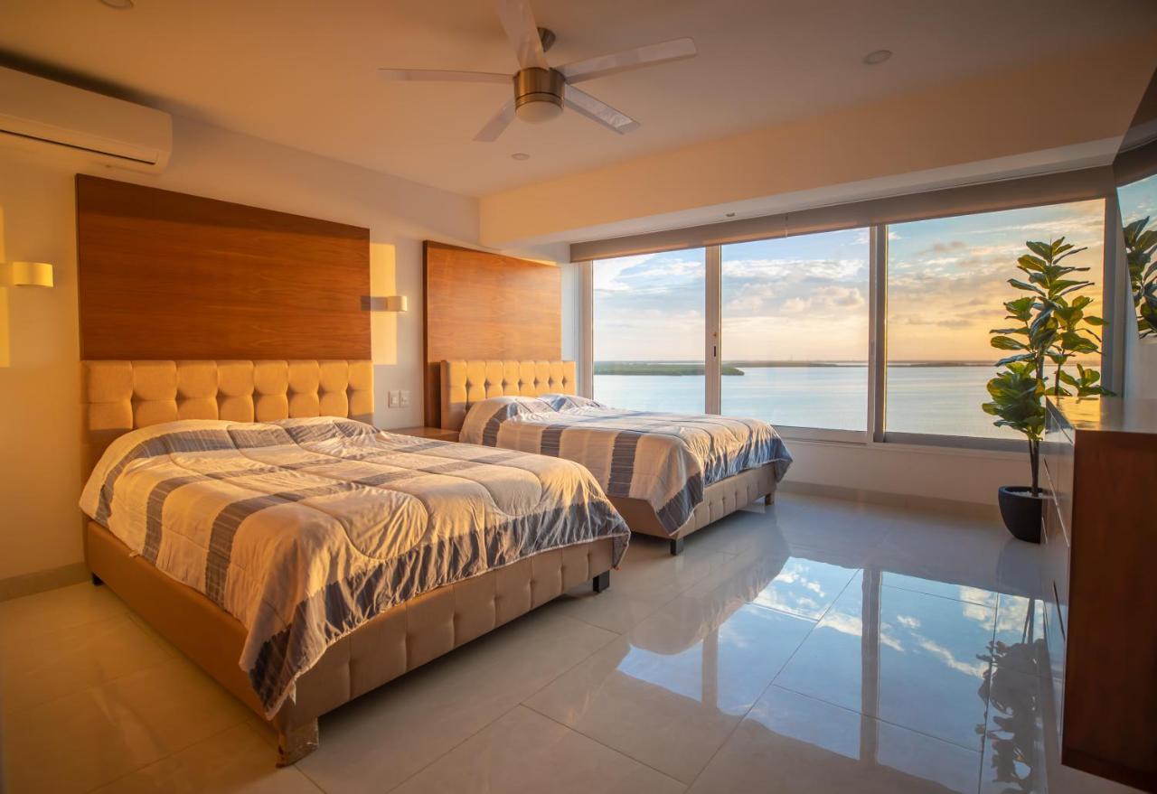 Brisas Beachfront Penthouses Cancún Exteriör bild