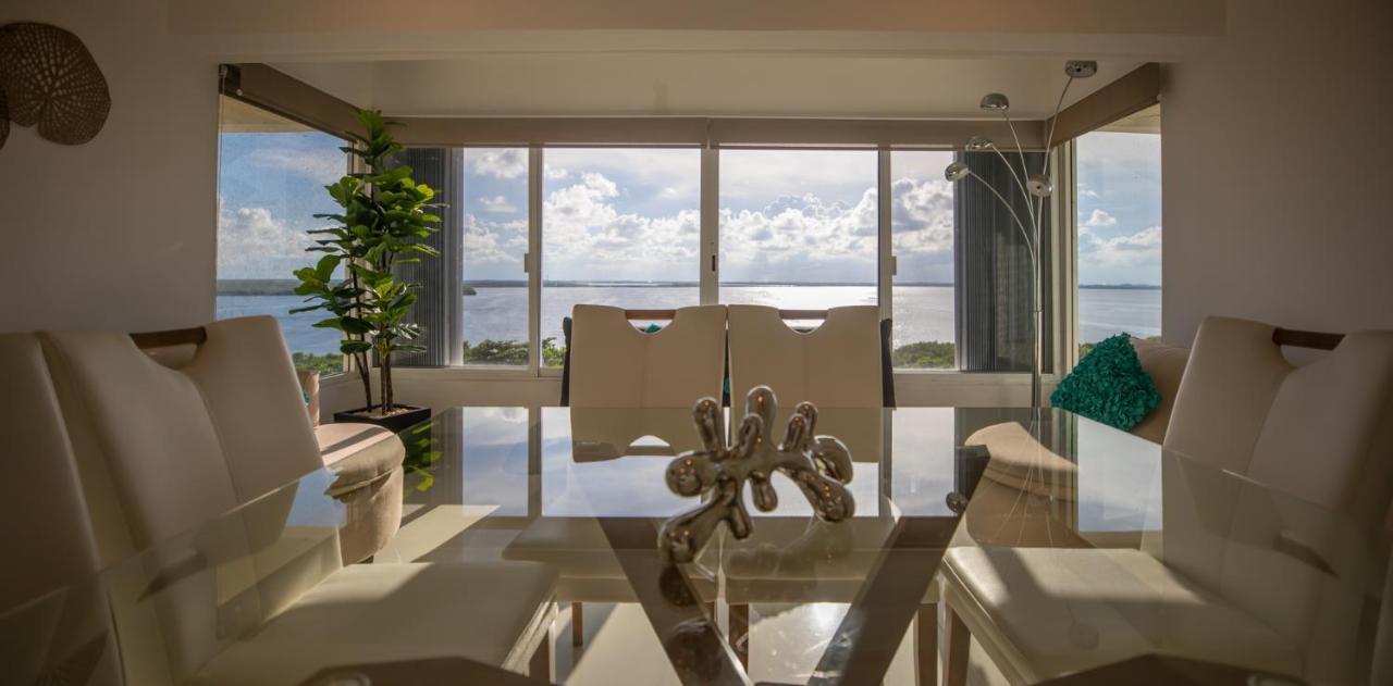 Brisas Beachfront Penthouses Cancún Exteriör bild